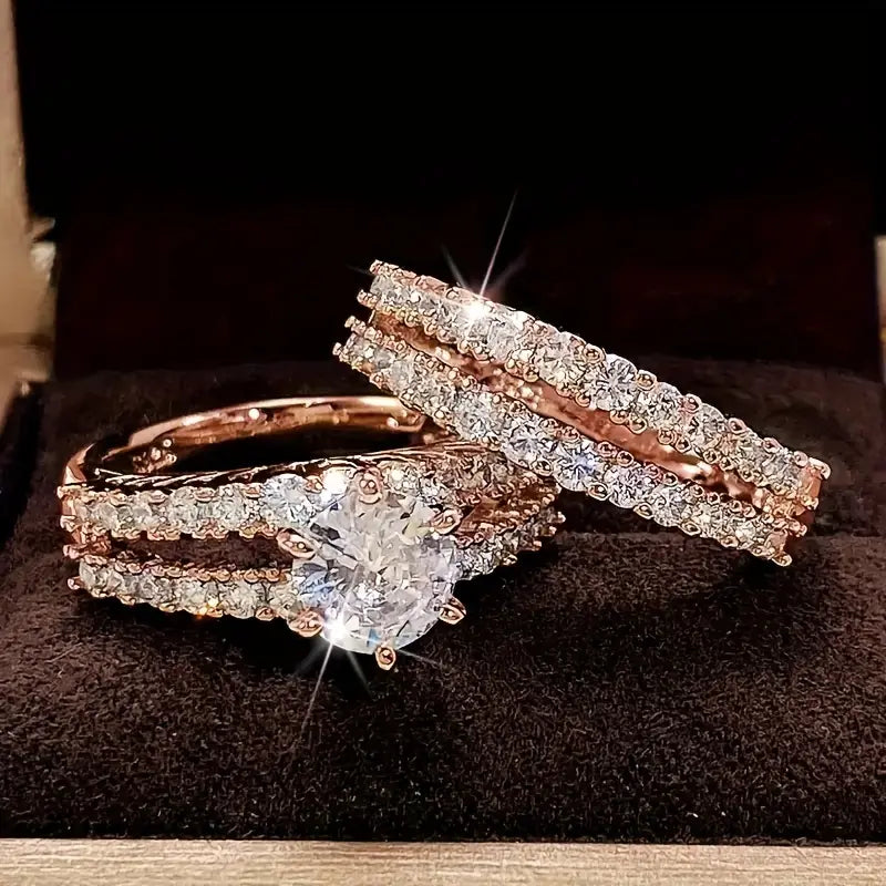 Beatrice | Gold Ring Set with Round-Cut Diamond